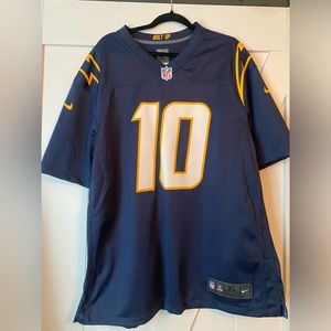 Justin Herbert Jersey! Size XL.